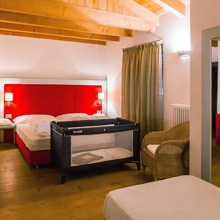 Ar Mountains Lodge Villachiara-2